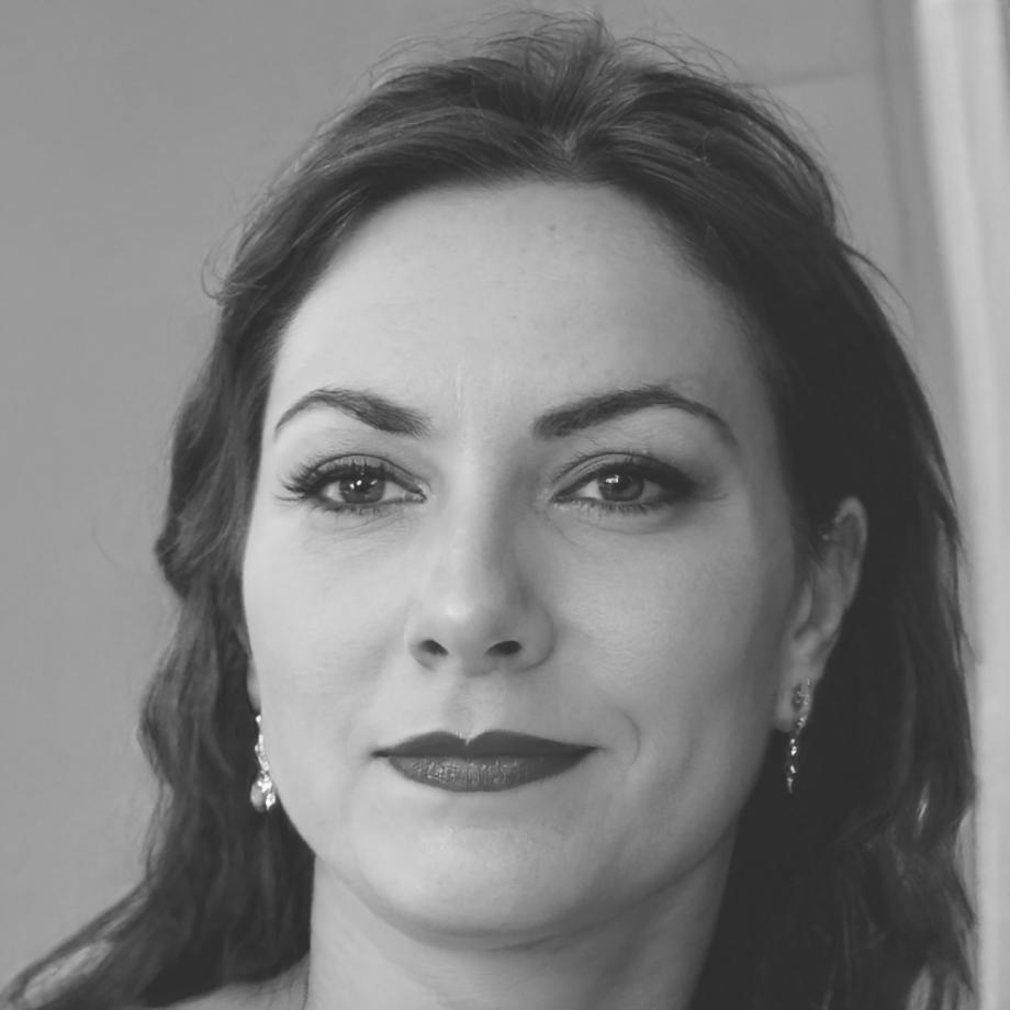 Portrait de Célestine Morvan, consultante en finance d'entreprise